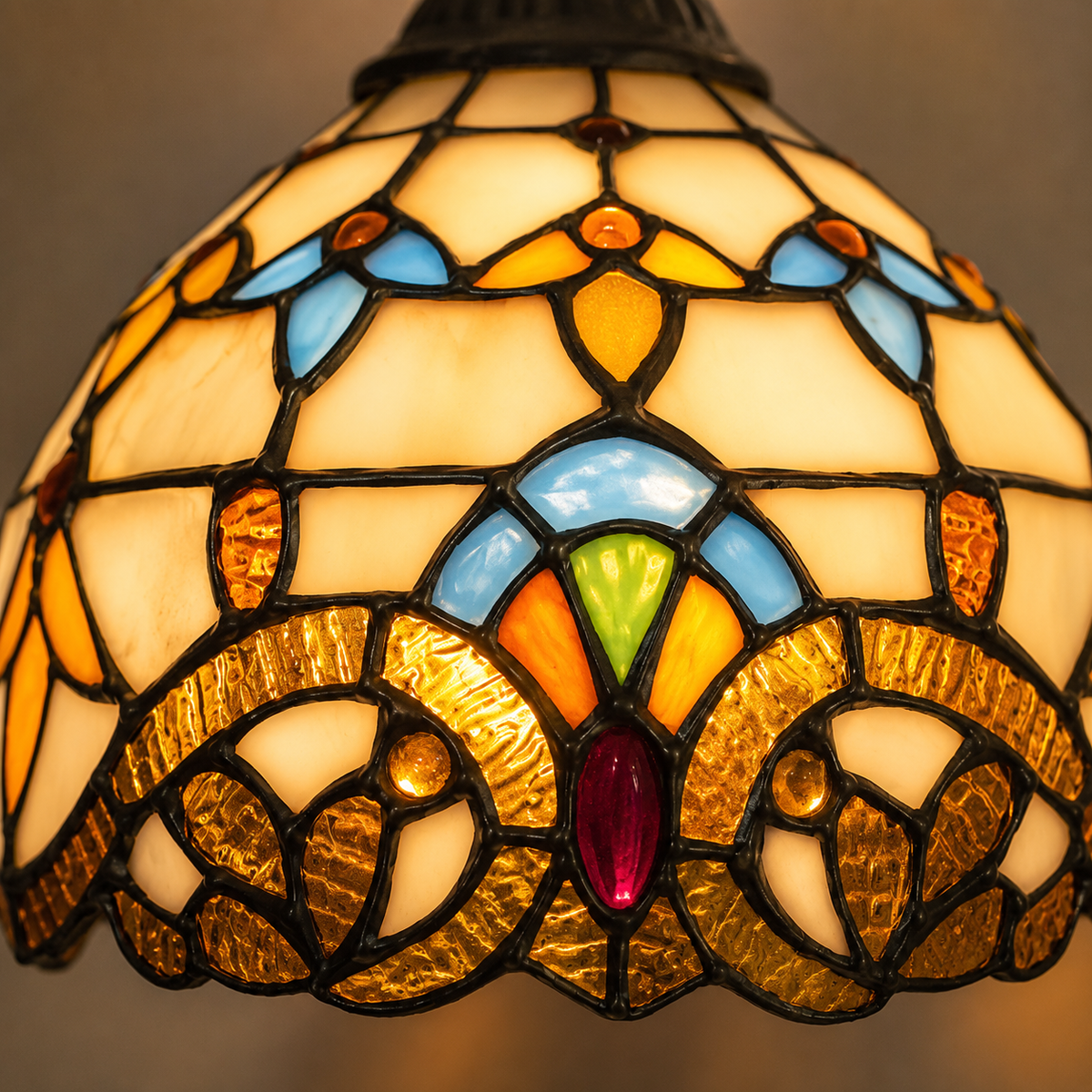 Tiffany-Style Stained Glass Wall Lamp