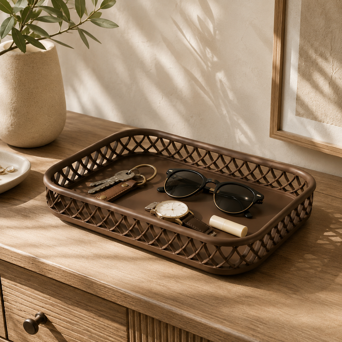 Woven-Lattice Desktop Catchall Tray