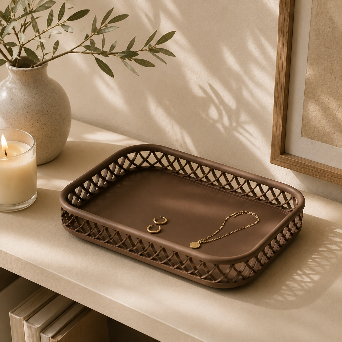 Woven-Lattice Desktop Catchall Tray