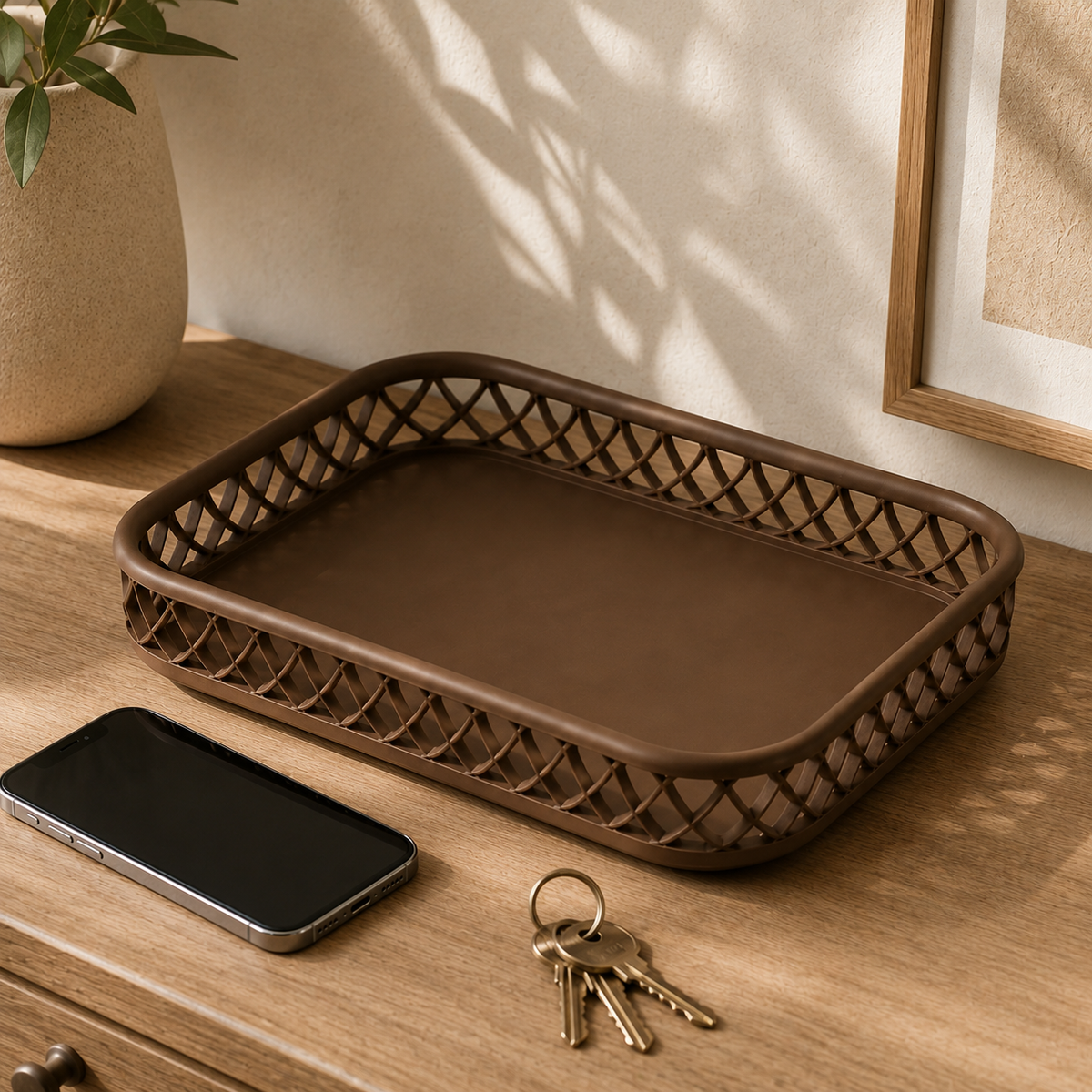 Woven-Lattice Desktop Catchall Tray